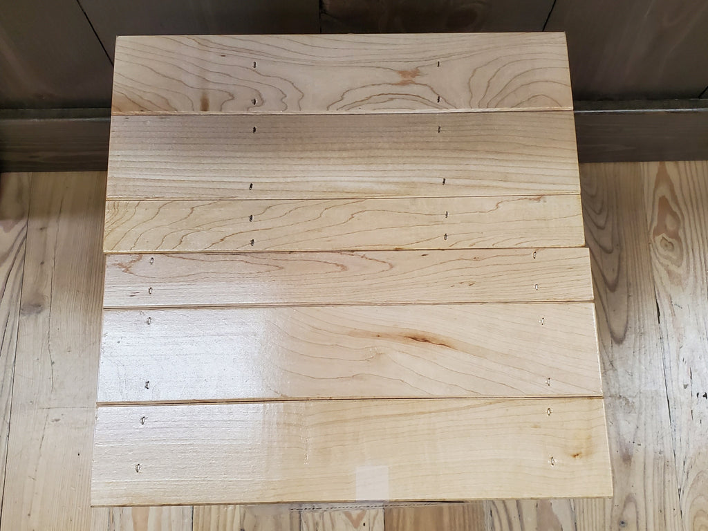 Table multifonctionnelle - Teintures Calfeutrants St-Tite